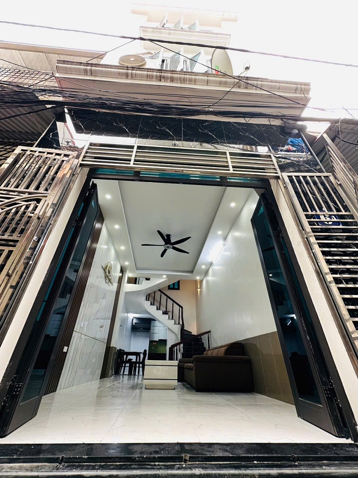 Bán nhà 3,5 tầng tại phố Nguyễn Tường Loan, phường Đồng Bún, quận Lê Chân, Hải Phòng – vị trí đẹp, 